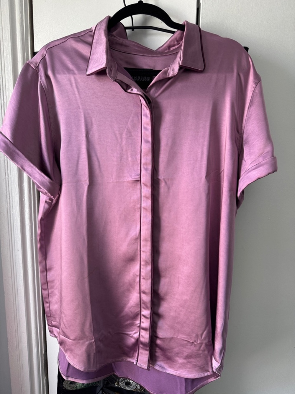 Wildfang empowerment sent short sleeve button up long silky top large